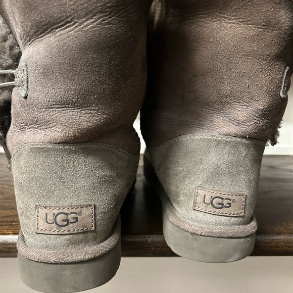 Ugg - Picture 4 of 10